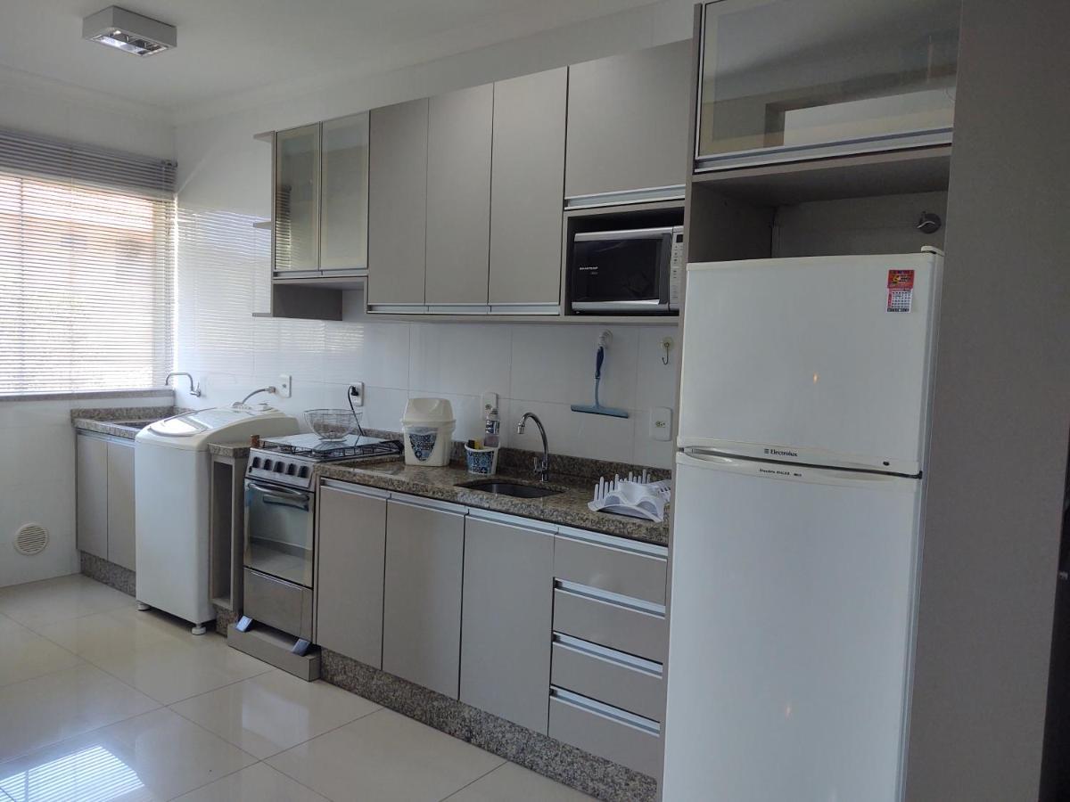 Centro, 02 Dorm, ótima Localização * Bombinhas